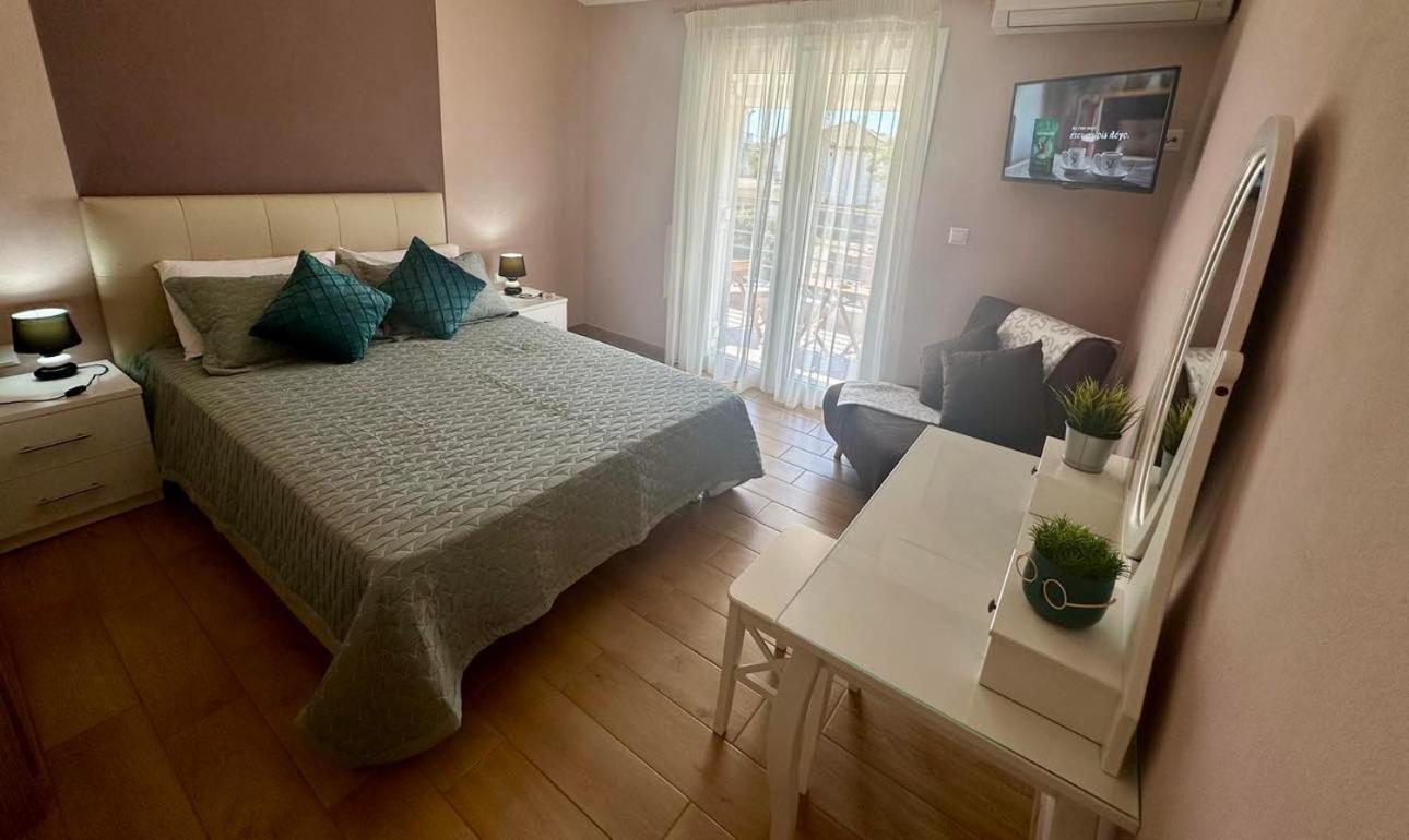 Paschali Apartment With 1 Bedroom In Ammoudia Parga Exterior foto